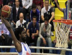Fenerbahçe Ülker yolu yarıladı